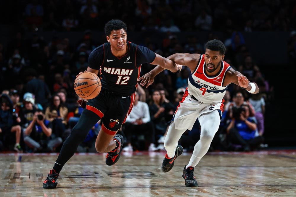 如今他在联 如今他在联