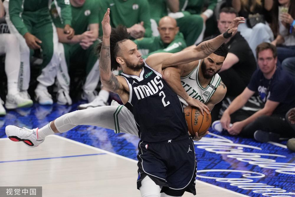 强队对抗中 强队对抗中